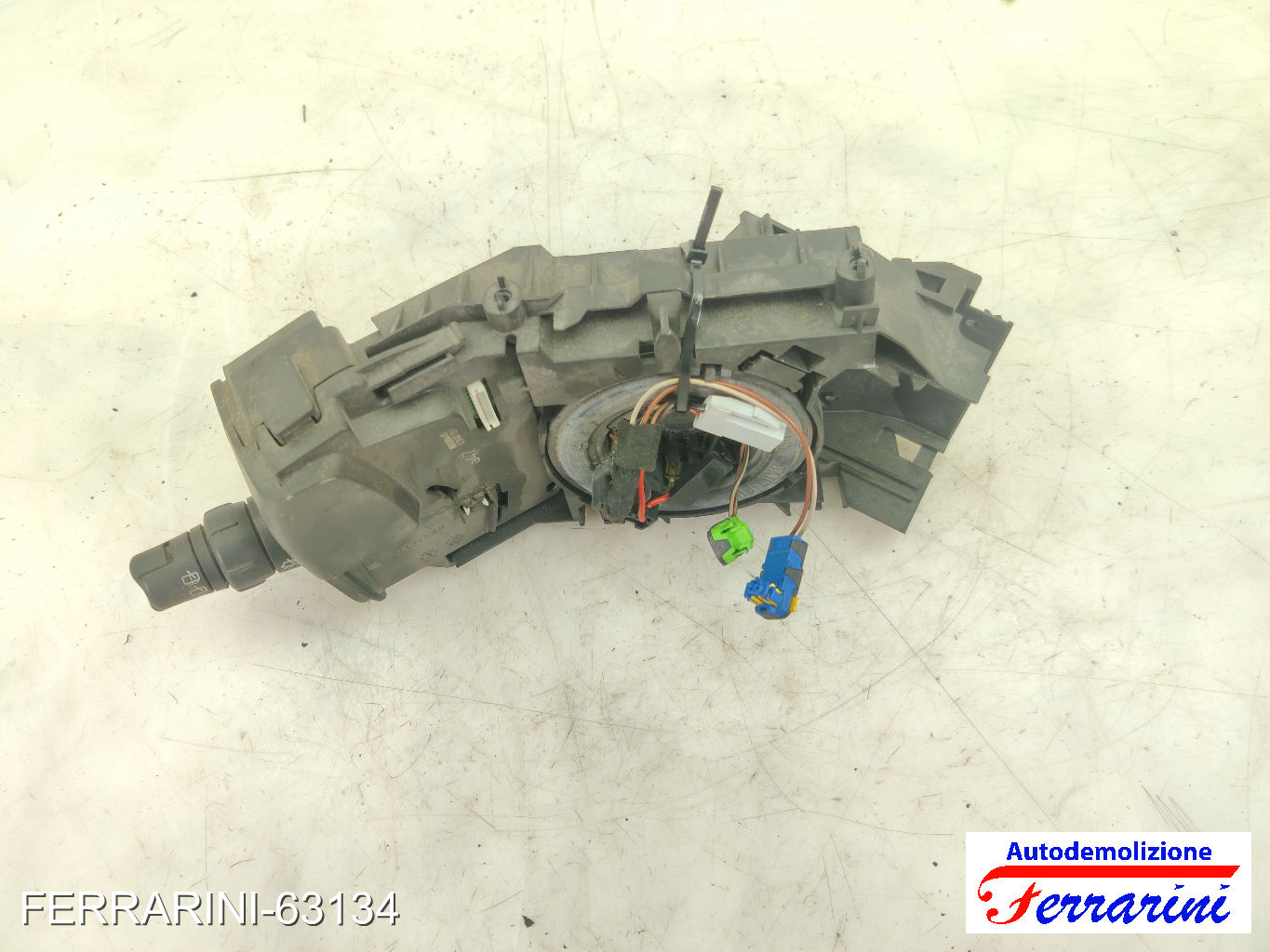 Devioluci RENAULT CLIO 3 BR0/1, CR0/1 2005-2014 8200245449, 88103006457