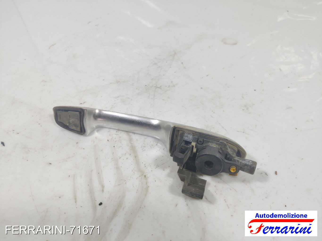 Maniglia Porta Esterna ALFA ROMEO 147 937 2004-2010 sinistra, sx, frontale