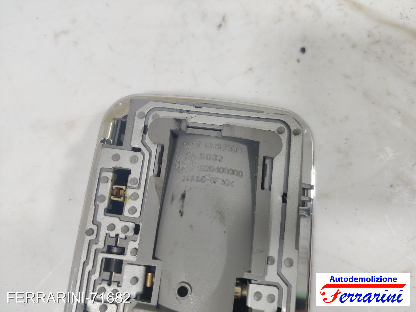Plafoniera ALFA ROMEO 147 937 2004-2010 anteriore, frontale centrale, ant