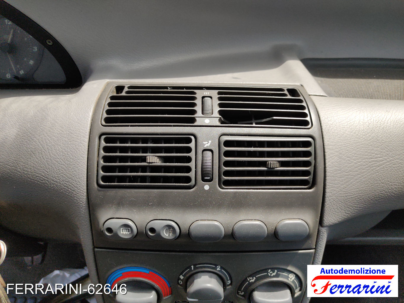 Fiat Punto 176 55 1.1 54CV 1993-1999
