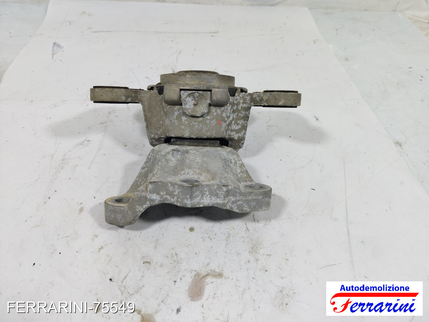 D4204T20 Supporto Motore VOLVO V60 1 155 2.0 D2 2015-2018 31401302, 31430441 6