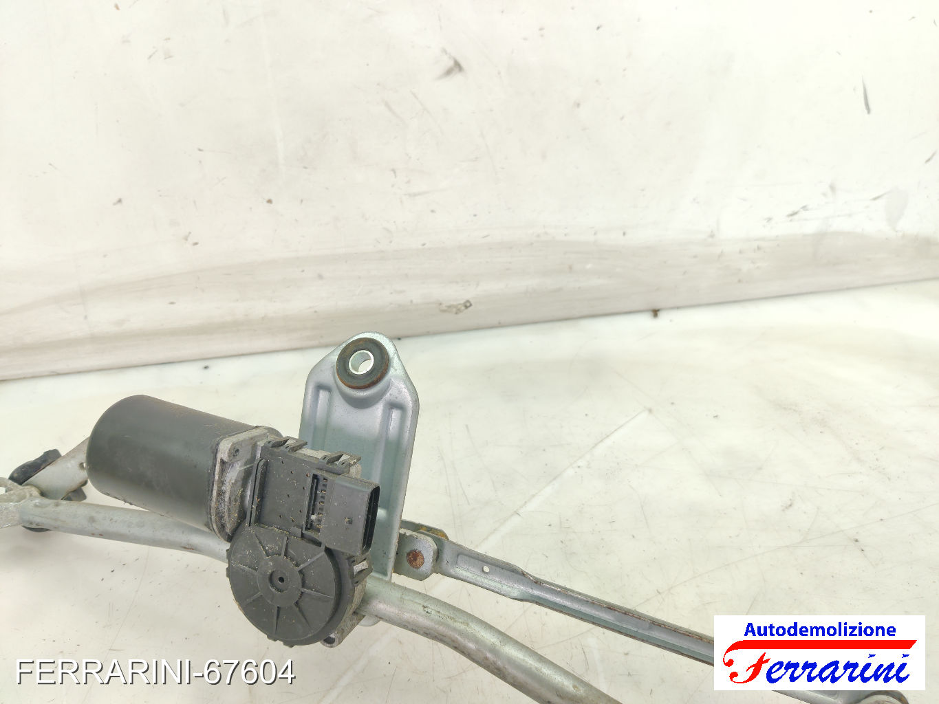 Spazzacqua Motorino Tergicristallo KIA SPORTAGE SL 2010-2015 anteriore, frontale