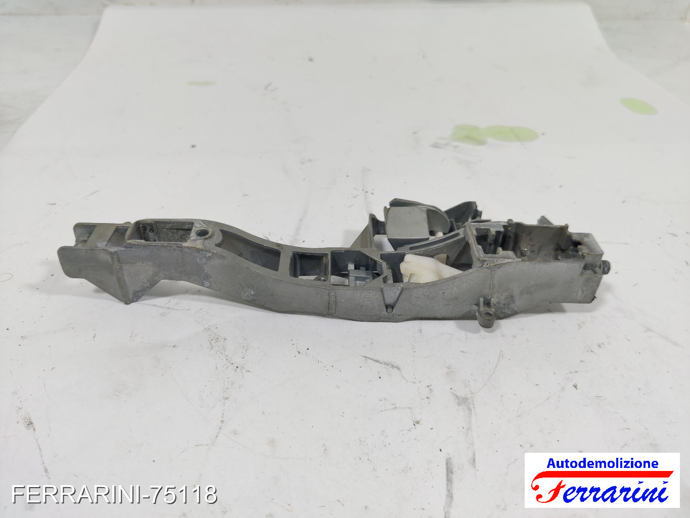 Supporto Maniglia Esterna CITROEN C3 2 SC 2009-2013 sinistro, sx, frontale