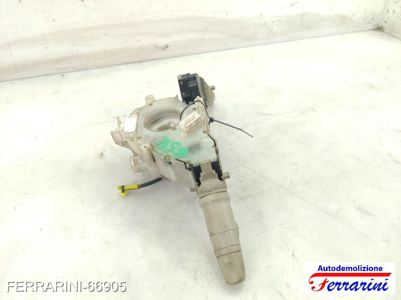 Devioluci NISSAN MICRA 3 K12 2003-2010 25560AX622