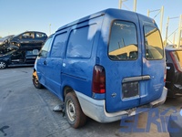 Nissan Vanette HC 23 2.3 D 75CV 1994-2002