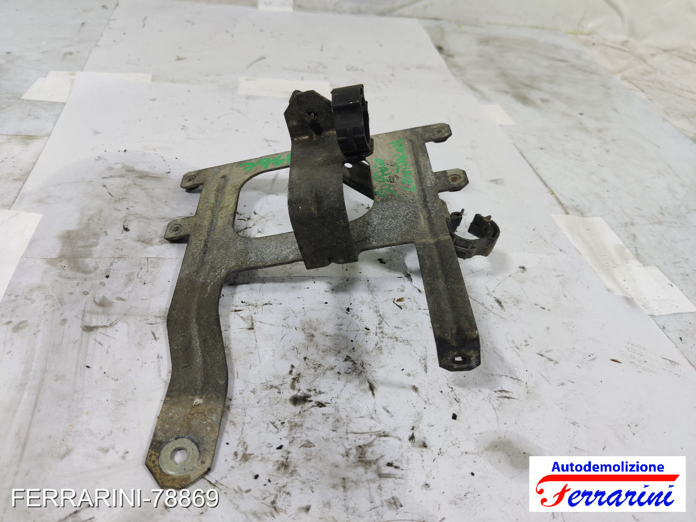 Staffa supporto centralina motore FIAT STILO SW 192 1.9 D MULTIJET 2005-2008