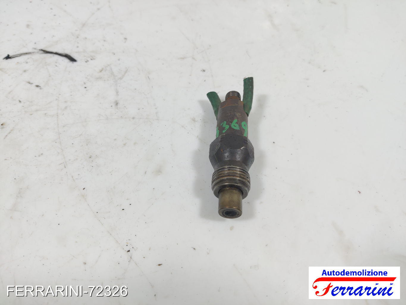 Iniettore RENAULT EXPRESS F40, G40 1.9 D 1994-1998 7700863009, 7700111027 F8Q V7