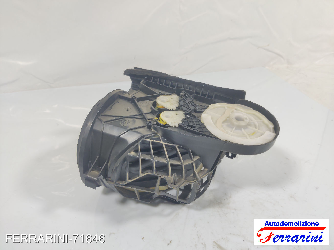 condotto aria centrale cruscotto FORD FOCUS 3 TURNIER 2010-2023 centrale, cent