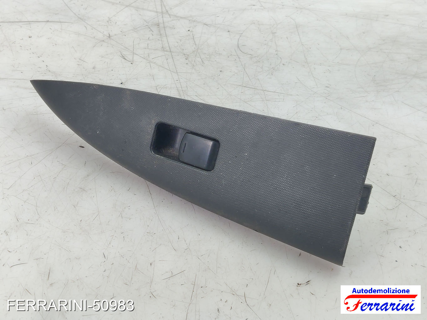 Pulsantiera Tastiera Alzavetro NISSAN CABSTAR F24M, F24W 2006-2013 destra, dx