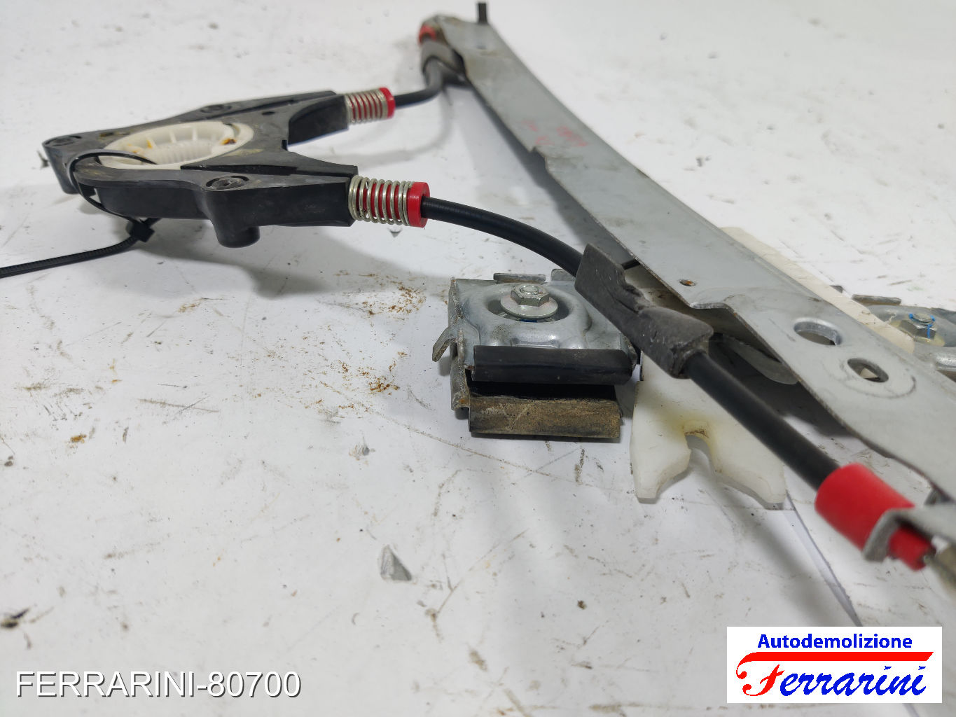 Alzavetro FORD FIESTA 6 CB1, CCN 2008-2012 sinistro, sx, frontale, anteriore