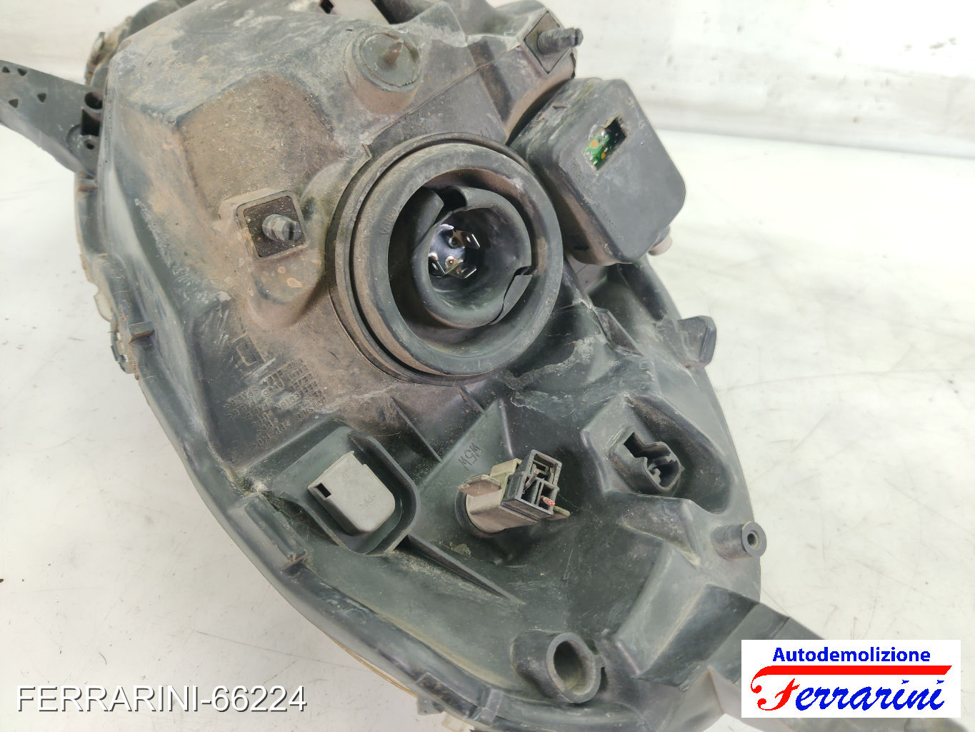 Faro Anteriore NISSAN MICRA 3 K12 2003-2010 destro, dx 26010AX700, 26010AX705 9