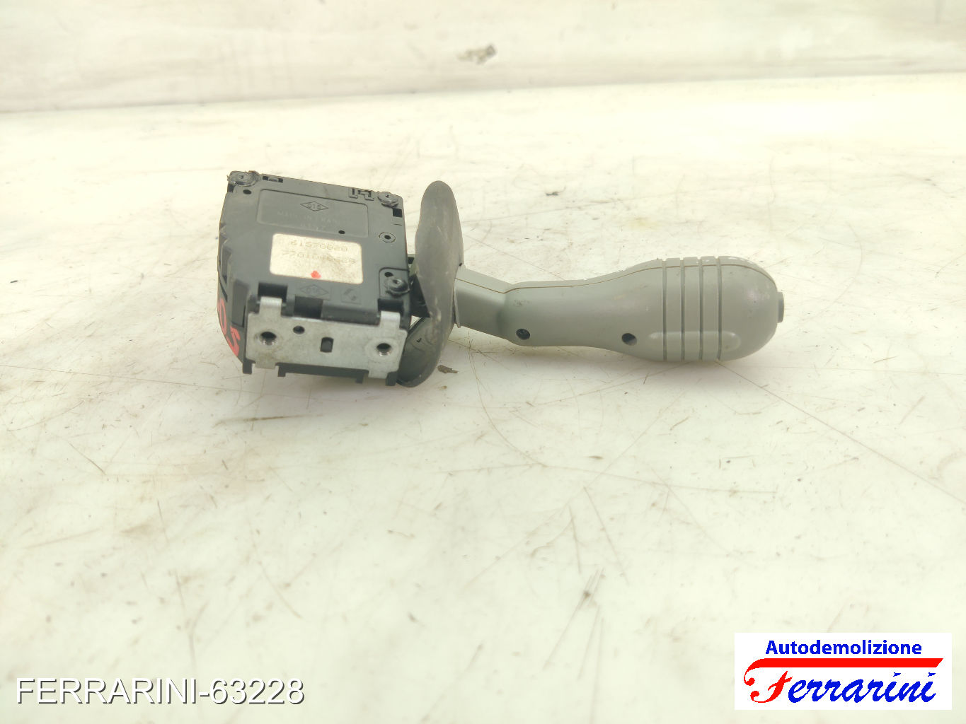 Leva Tergicristalli RENAULT TWINGO 1 C06 1996-2007 7701046628, 61570020 6