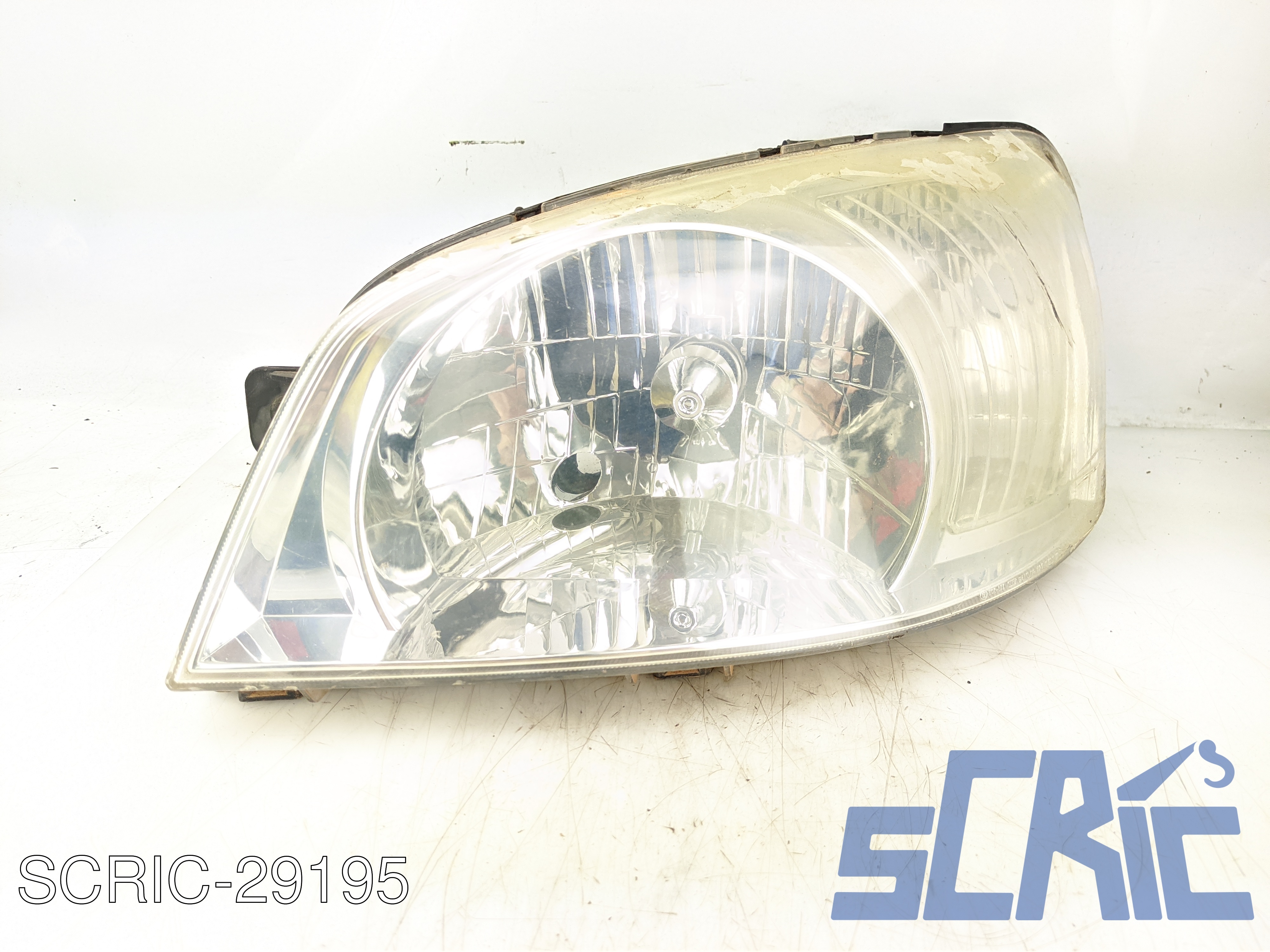 Faro Anteriore HYUNDAI GETZ TB 2003-2005 sinistro, sx 921101C010, 921201C010