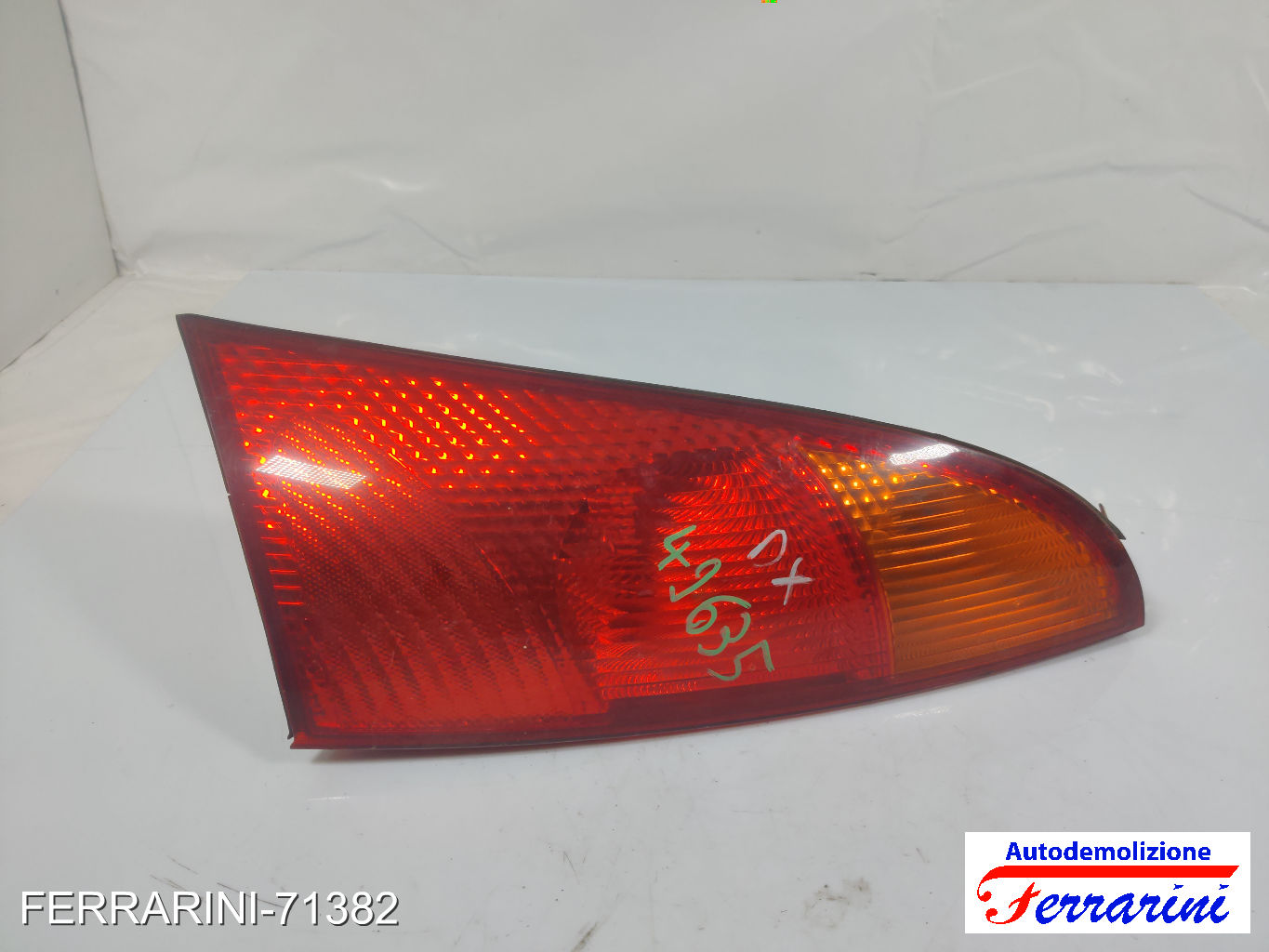 Fanalino Stop Posteriore FORD FOCUS DAW, DBW 2001-2004 destro, dx, posteriore 8