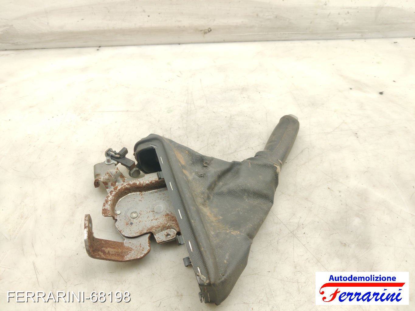 Leva Freno A Mano OPEL CORSA D S07 2006-2014 13255754, 574128, 39053551