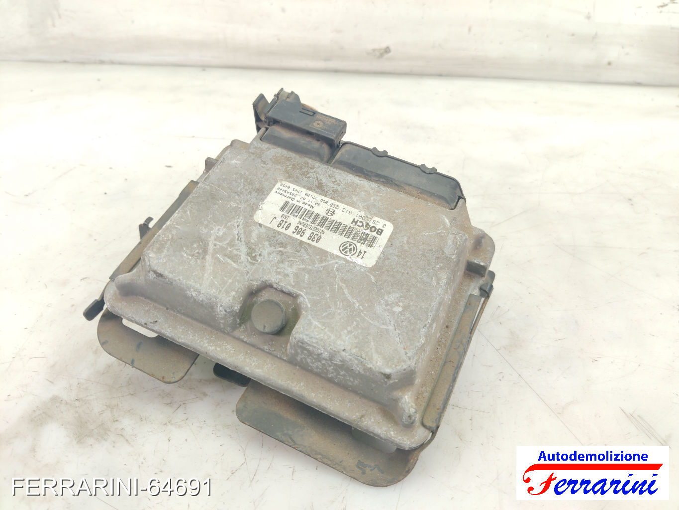 Centralina Motore VW GOLF 4 1J1 1.9 TDI 1997-2004 038906018J, 028001613