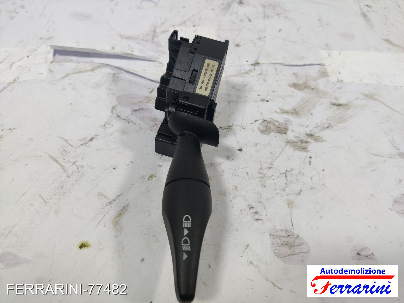 Leva Comando Luci Frecce FORD FOCUS SW DNW 1999-2004 98AG13335AE, 98AG13335AG