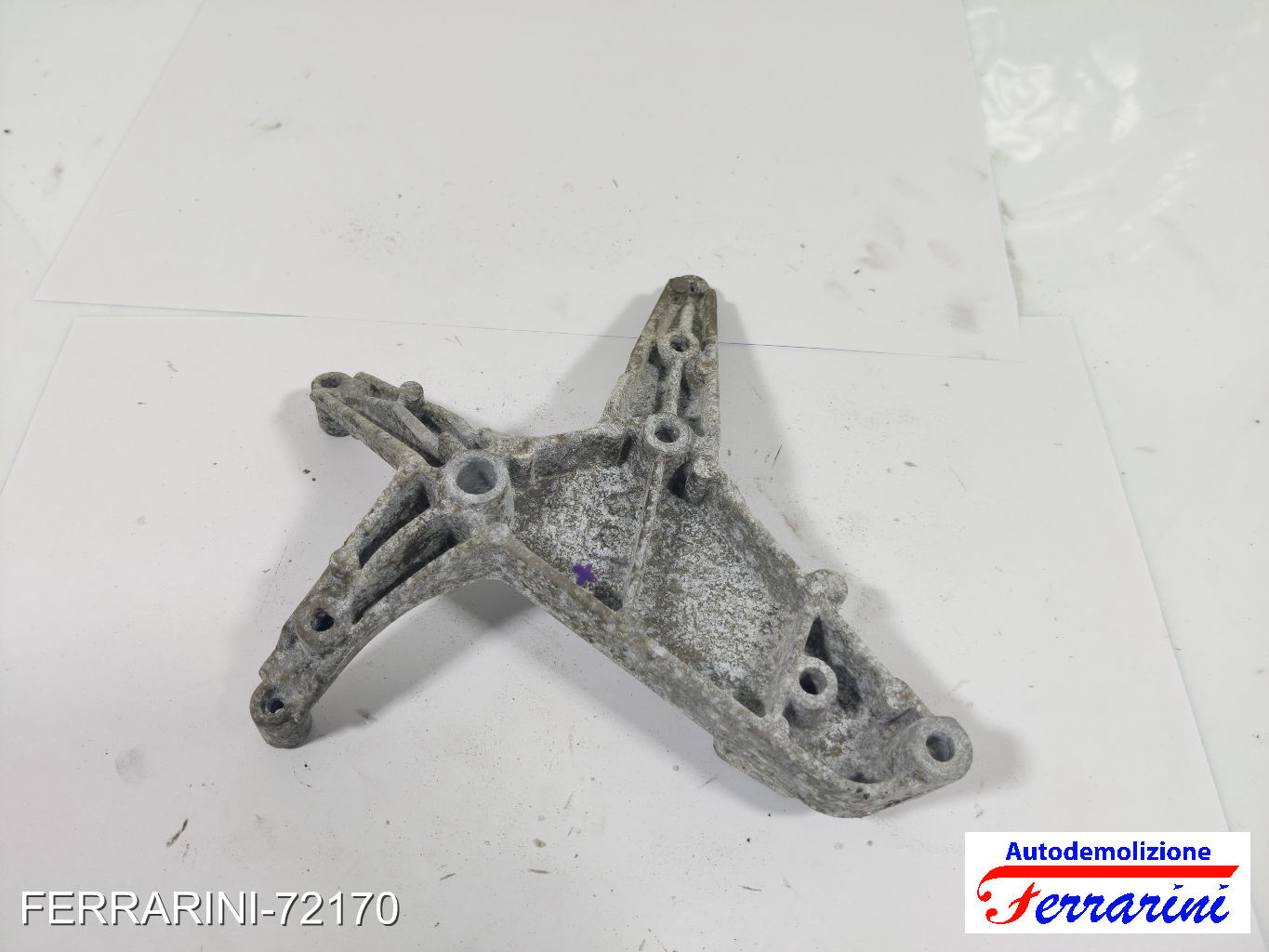 staffa supporto alternatore 188A4000 FIAT PUNTO 188 1.2 60 1999-2010 46524673