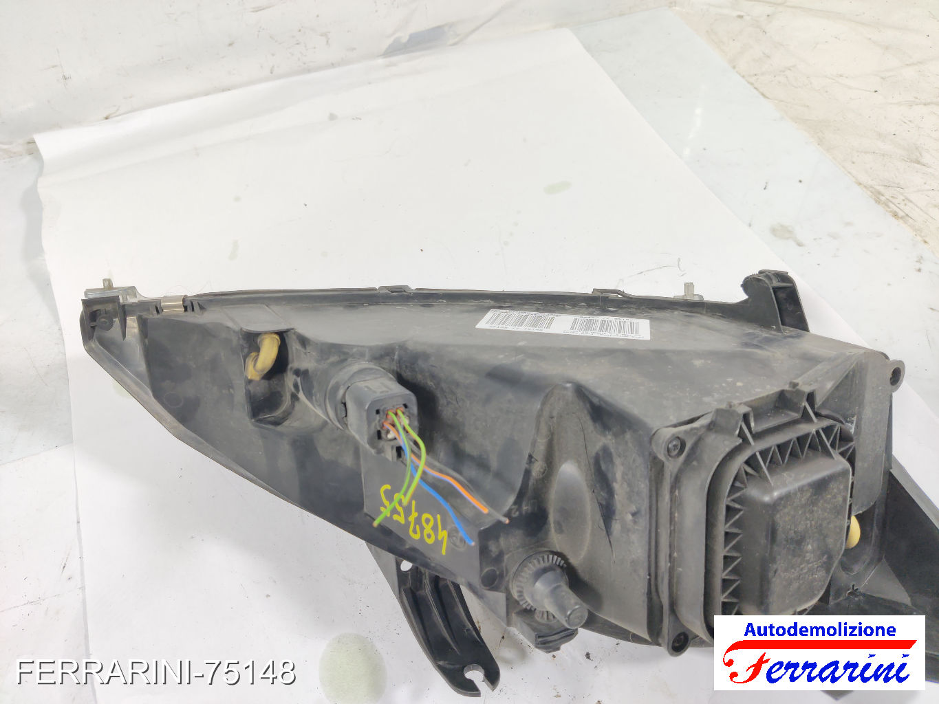 Faro Anteriore FORD FOCUS SW DNW 1999-2004