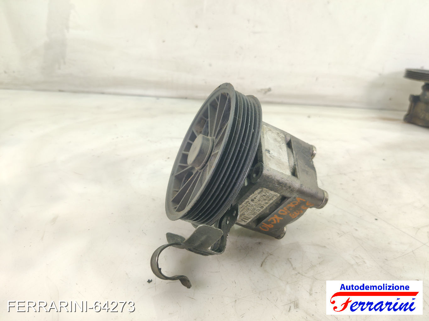 Pompa Servosterzo VOLVO XC90 1 275 D5 AWD 2002-2006 8683966, 7617955117, 8602733