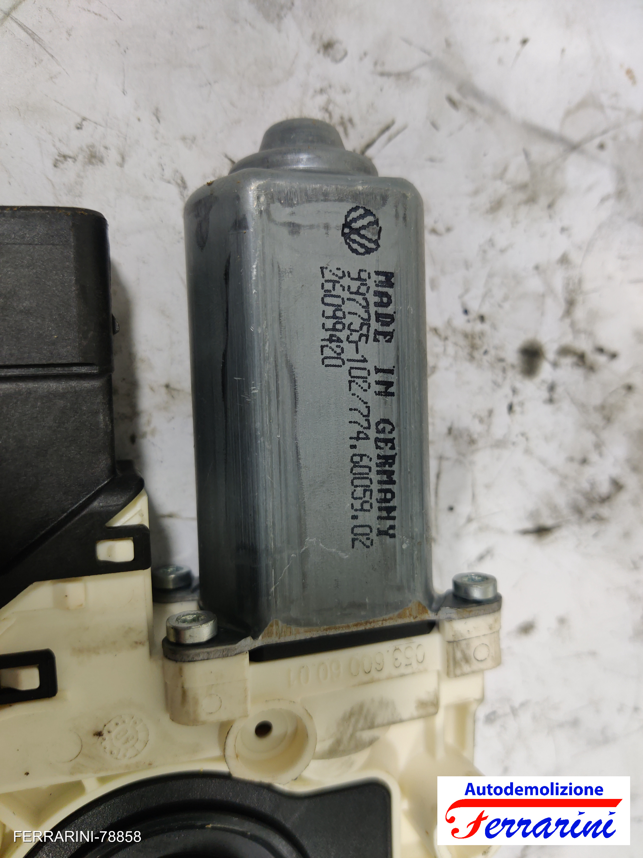 Motorino Alzavetro VW GOLF 6 5K1 2.0 TDI 2008-2013 5K0959703C, 5KO959794