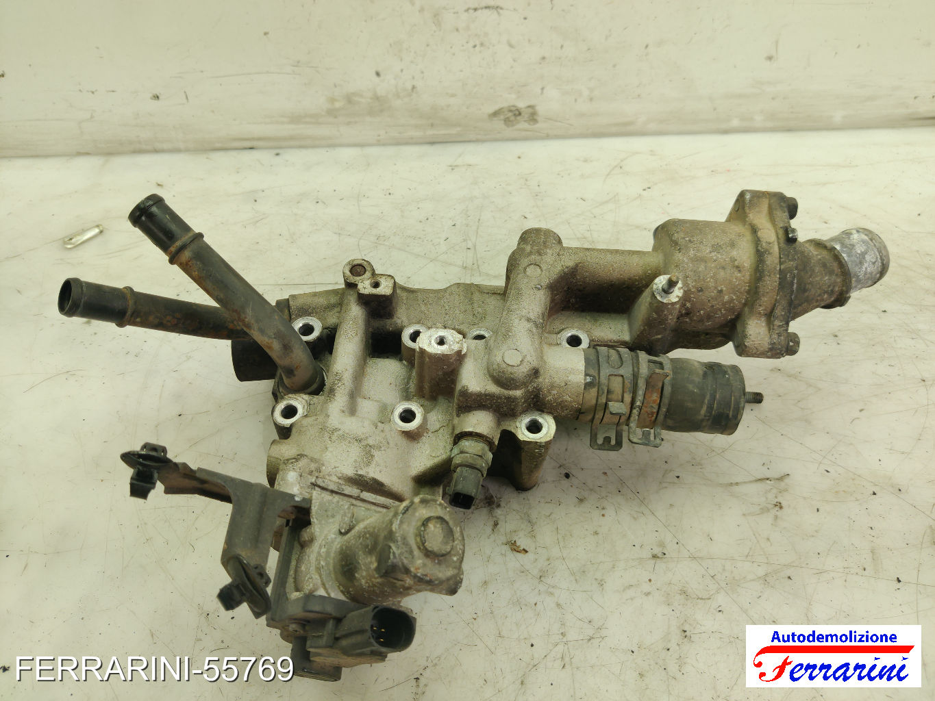 D4HA Termostato HYUNDAI SANTA FE 2 CM 2.0 CRDI 4X4 2010-2012