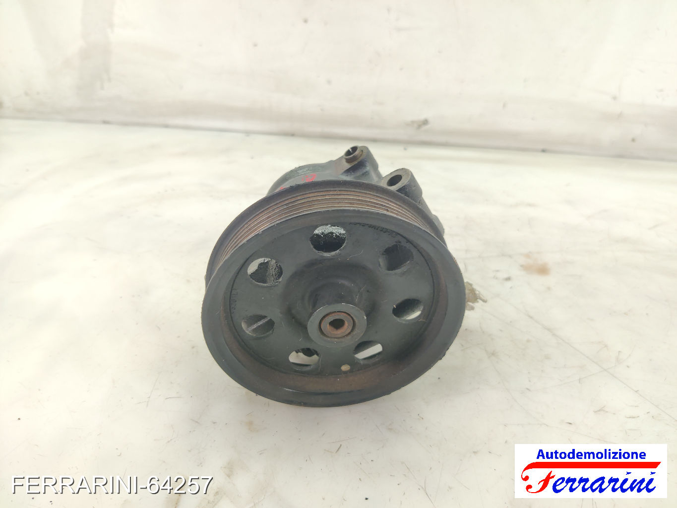 Pompa Servosterzo FORD FIESTA 5 JD, JH 1.4 16V 2001-2008 4M513A696AD