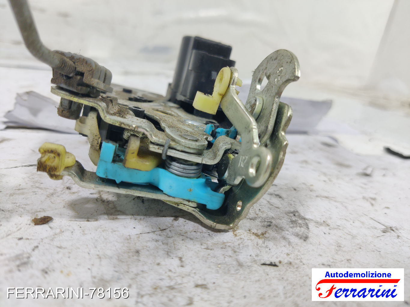 Serratura Porta CHEVROLET SPARK M300 2010-2015 destro, dx, frontale, anteriore