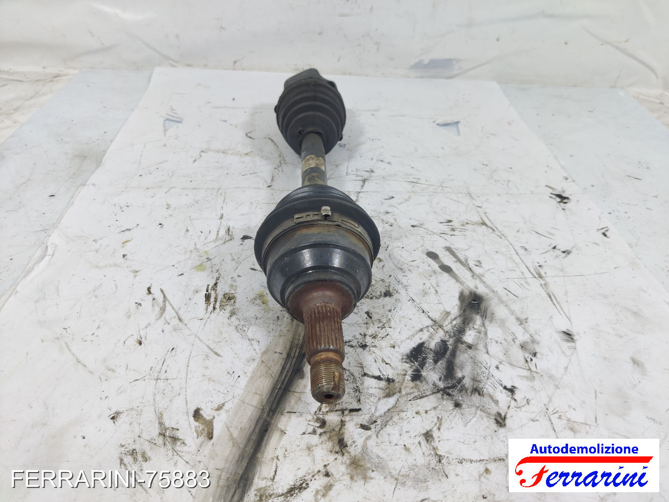 Semiasse LAND ROVER FREELANDER SOFT TOP L314 2.0 TD4 4X4 2000-2006 13248675