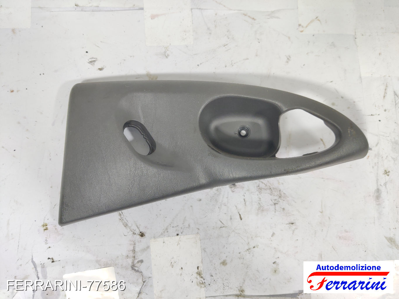 Maniglia Porta Interna FORD FOCUS SW DNW 1999-2004 destra, dx, posteriore, post