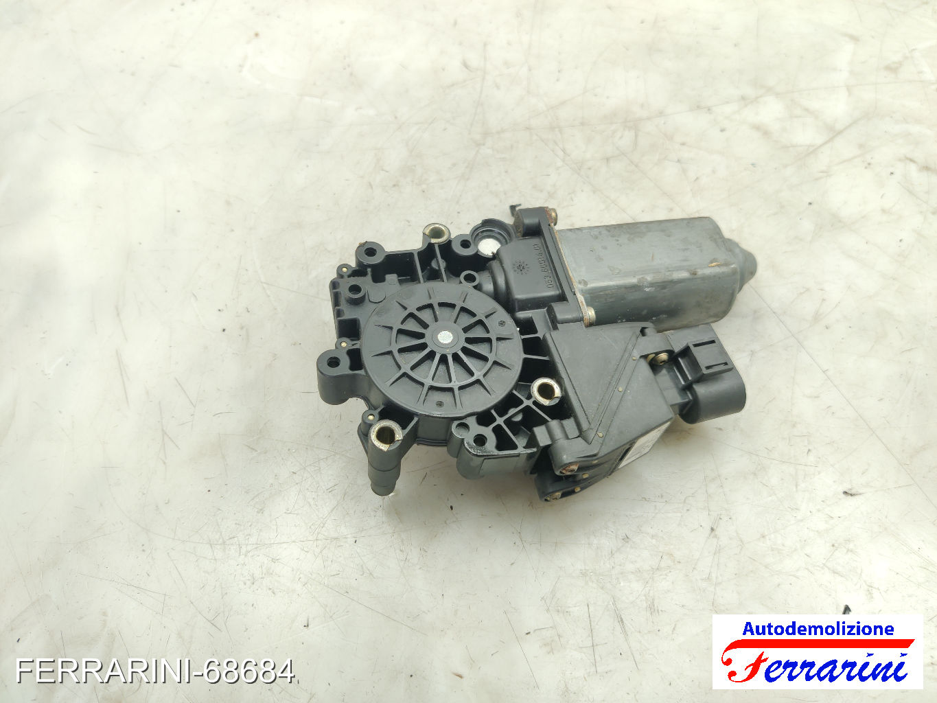Motorino Alzavetro AUDI A4 AT 8D5 1.9 TDI 1996-2001 8D0959802B, 8D0959802E