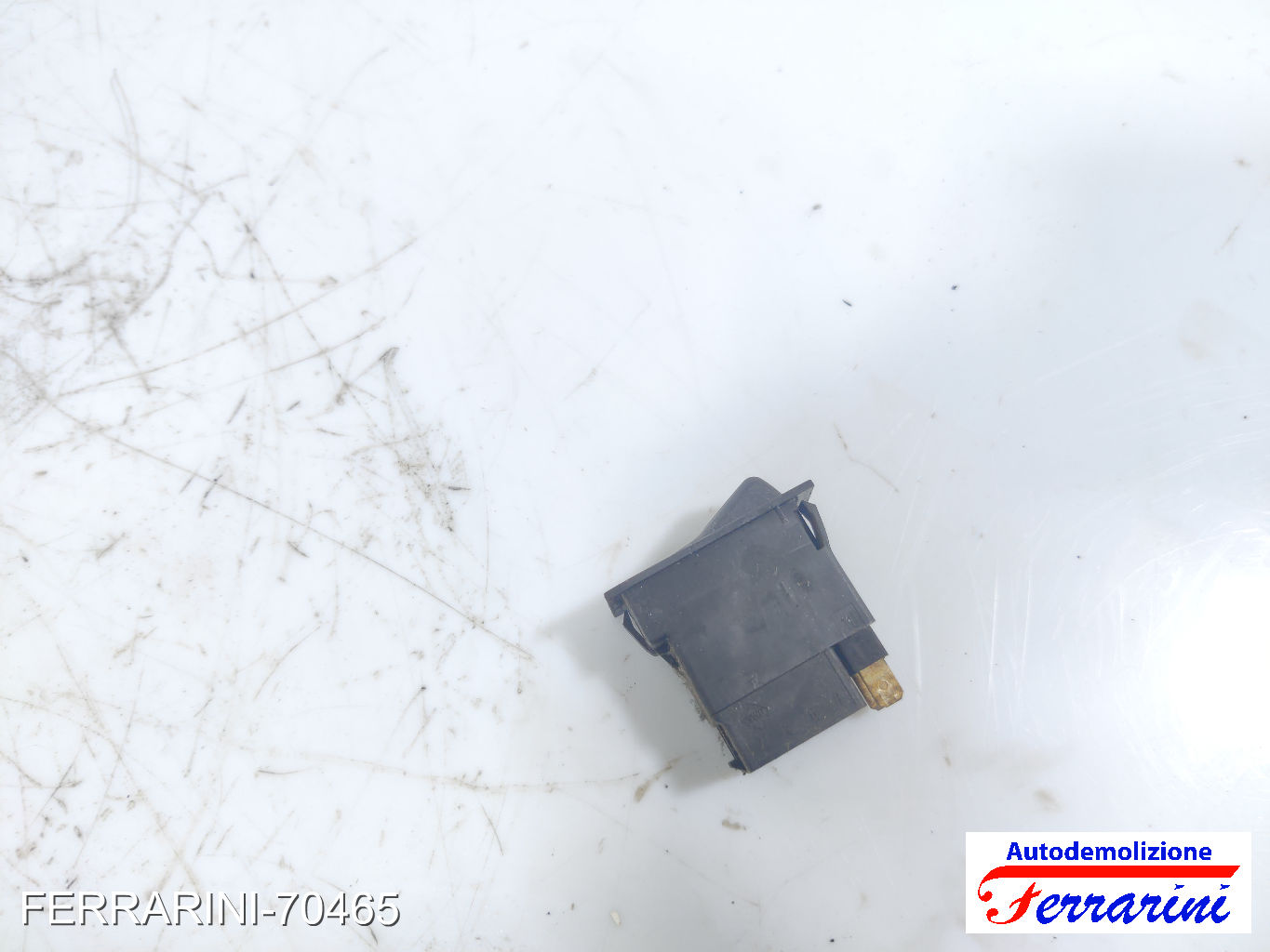 Interruttore luci servizio IVECO DAILY 1 1978-1989 4433818, 512201