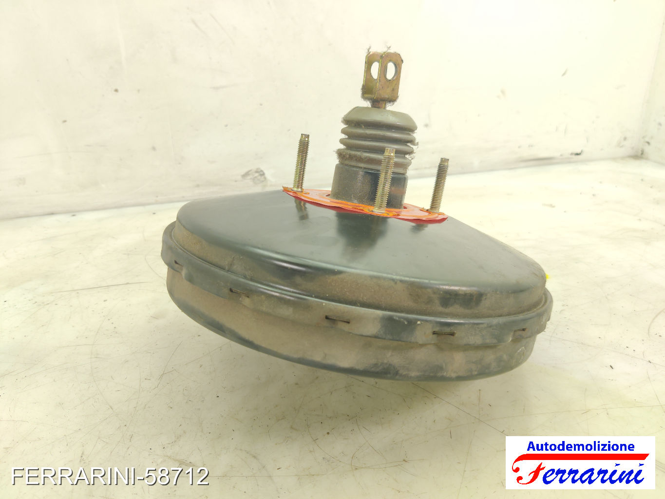 Servofreno FORD FOCUS DAW, DBW 1.8 TDCI 2001-2004 1073869, 1143913, 98AB2B195CG