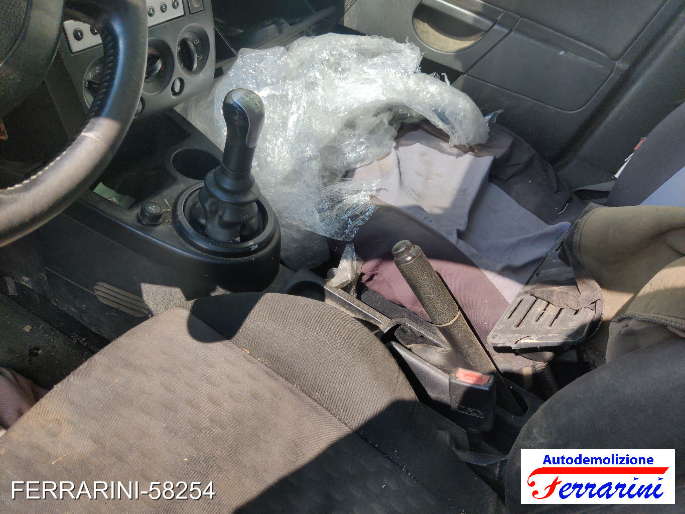Ford Fiesta 5 JD, JH 1.4 TDCI 68CV 2001-2008