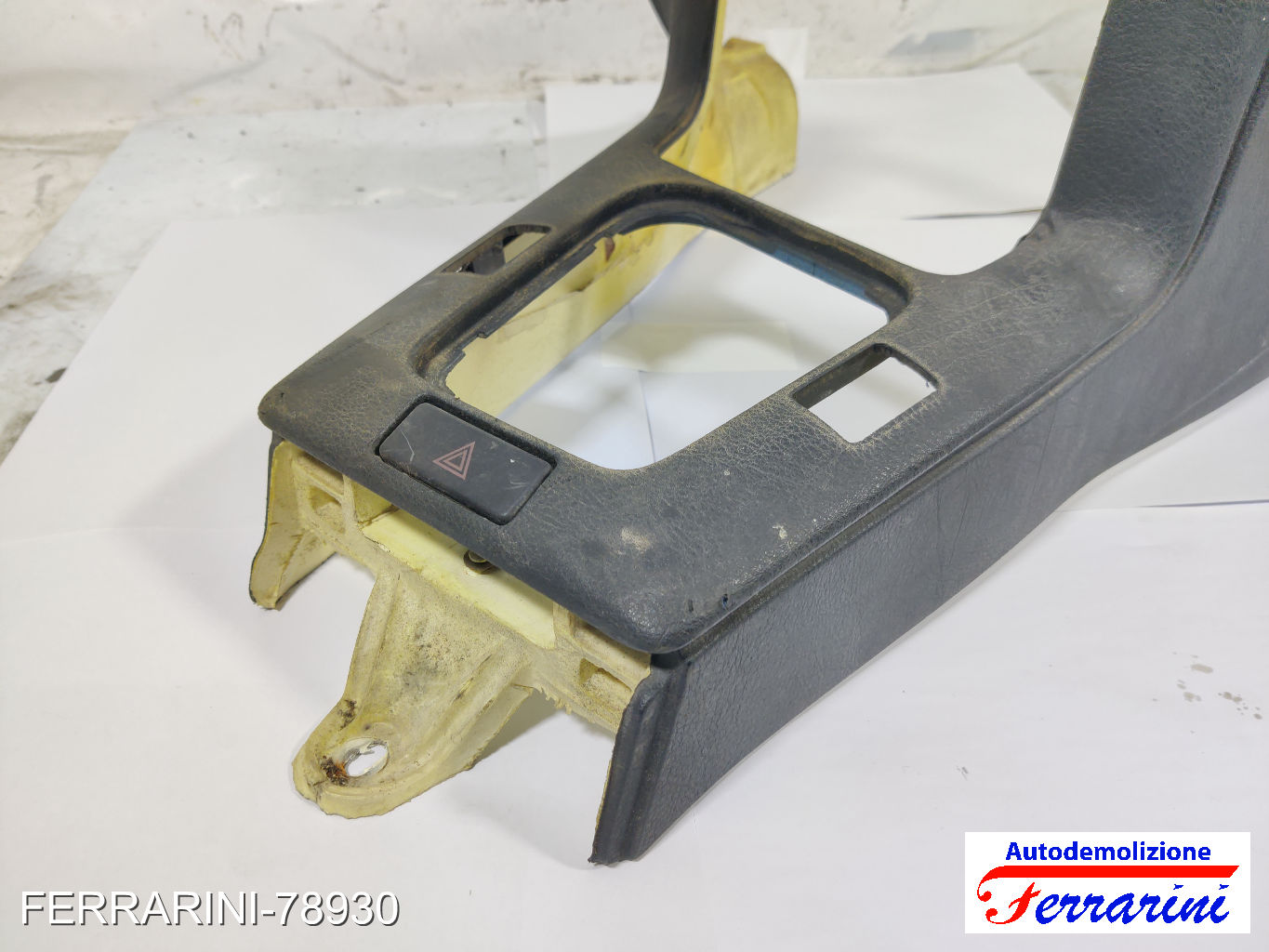 Tunnel Centrale BMW SERIE 3 E36 1993-1998 61311378128, 61311374220 11