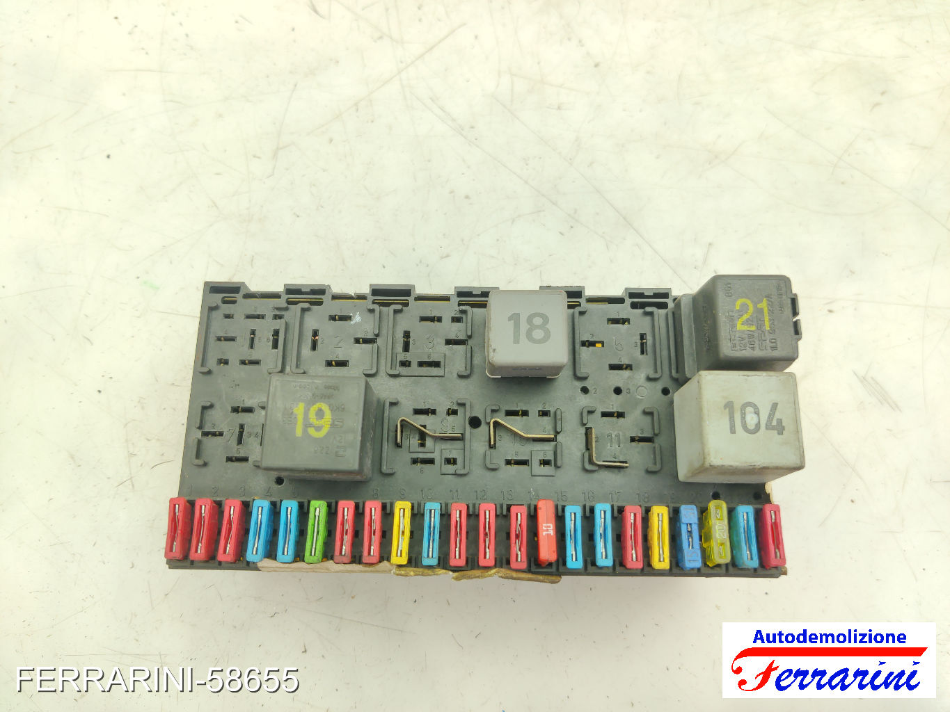 Fusibiliera Scatola Fusibili Body Computer VW CADDY 2 9K9B 1.9 D 1995-2004