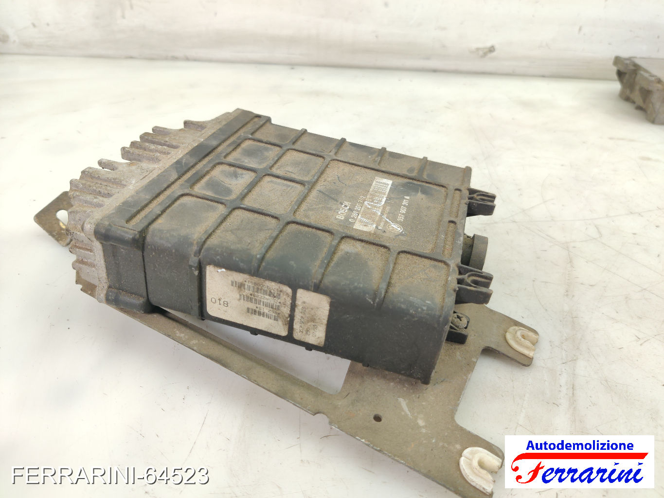 Centralina Motore VW PASSAT 35I, 3A2 1.8 1988-1996 357907311A, 357907811A 7