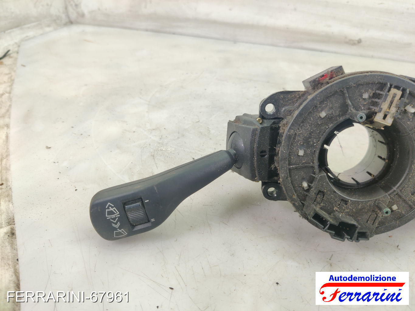 Devioluci FORD FIESTA 6 CB1, CCN 2008-2012 8A6T13N064BE, 8A6T13335BC 10