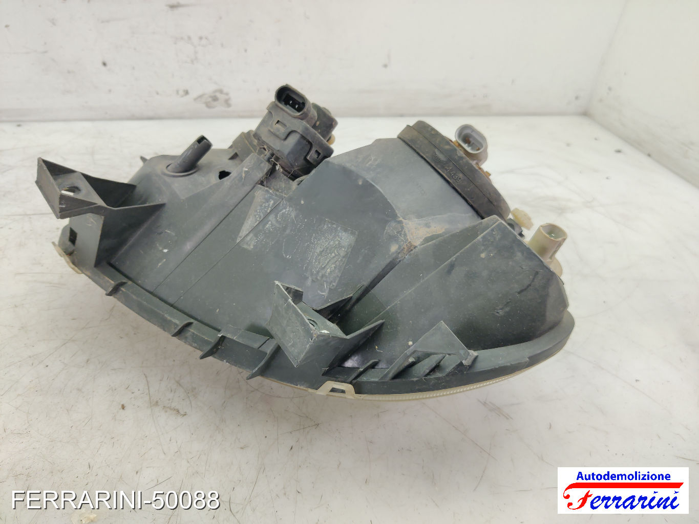 Faro Anteriore RENAULT CLIO 2 BB, CB 2001-2016 destro, dx 260104030R, 7701045169