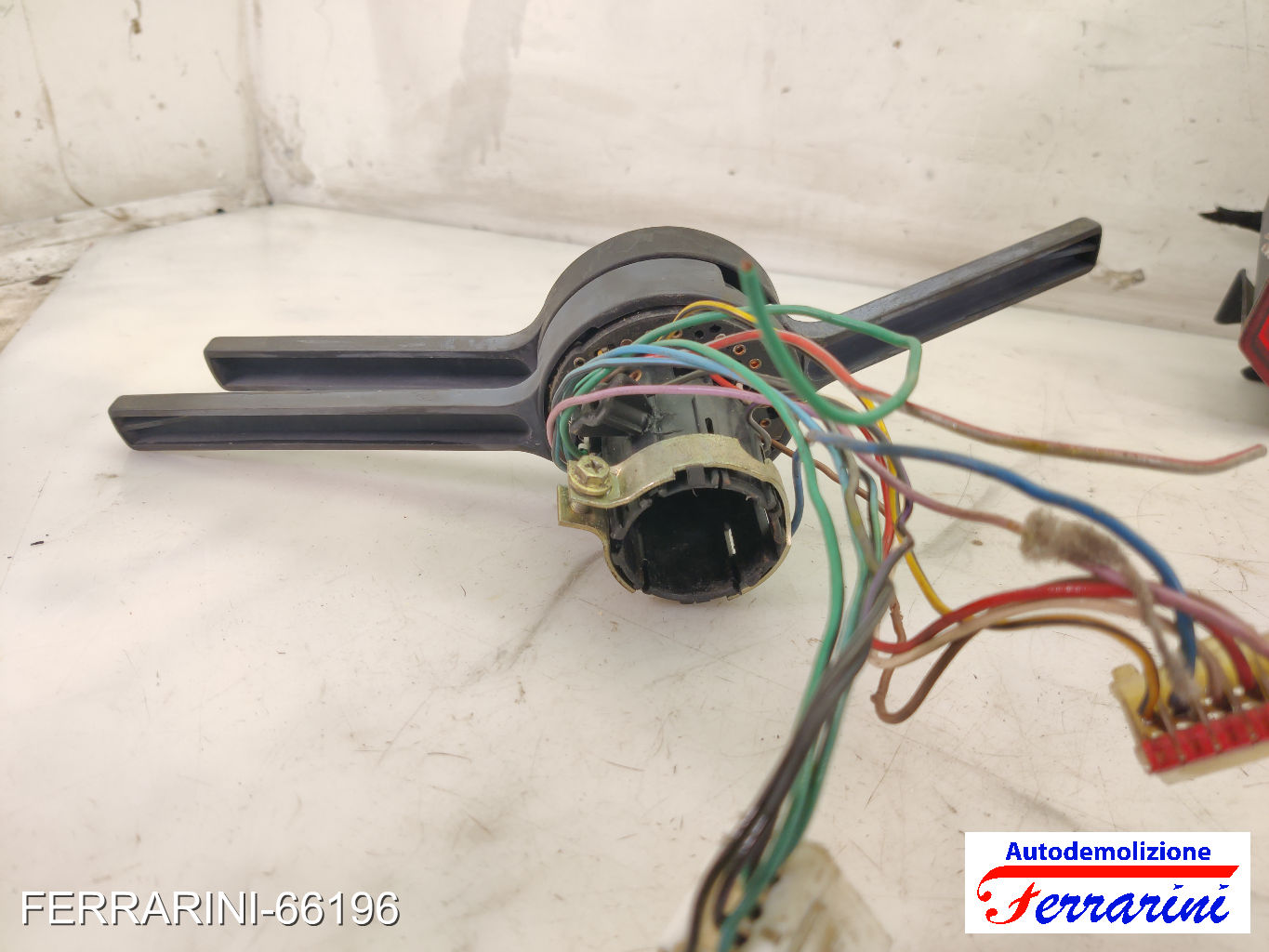 Devioluci FIAT PANDA 141 1992-1996 716662080, 7550631, 181117880