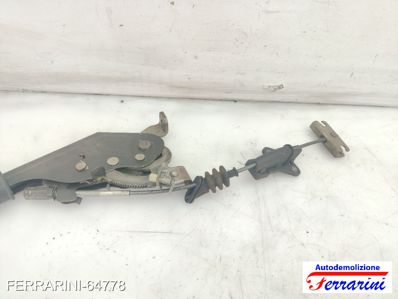 Leva Freno A Mano ALFA ROMEO MITO 955 2008-2011 51897334, 735410257 7