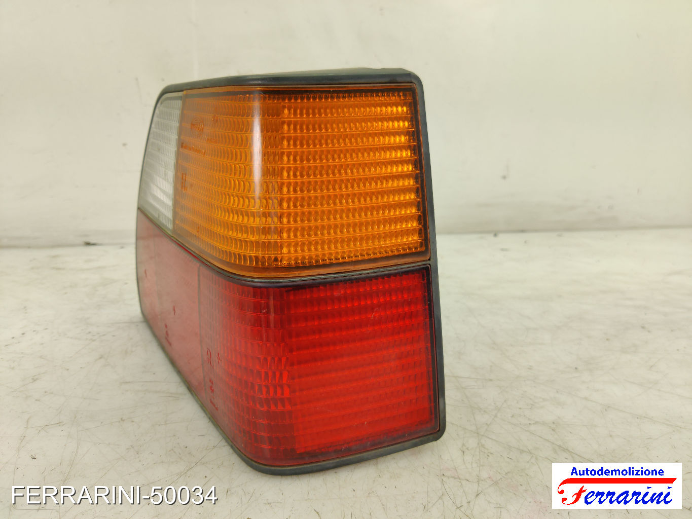 Fanalino Stop Posteriore VW GOLF 2 19E, 1G1 1983-1991 destro, dx 99463242