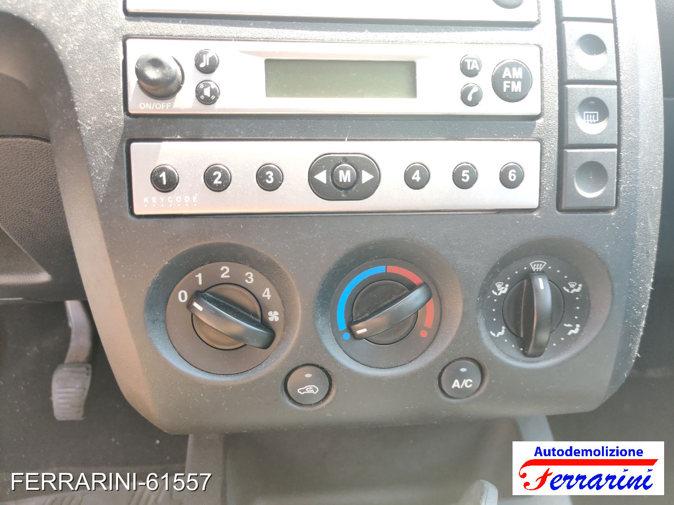 Ford Fiesta 5 JD, JH 1.4 TDCI 68CV 2001-2008