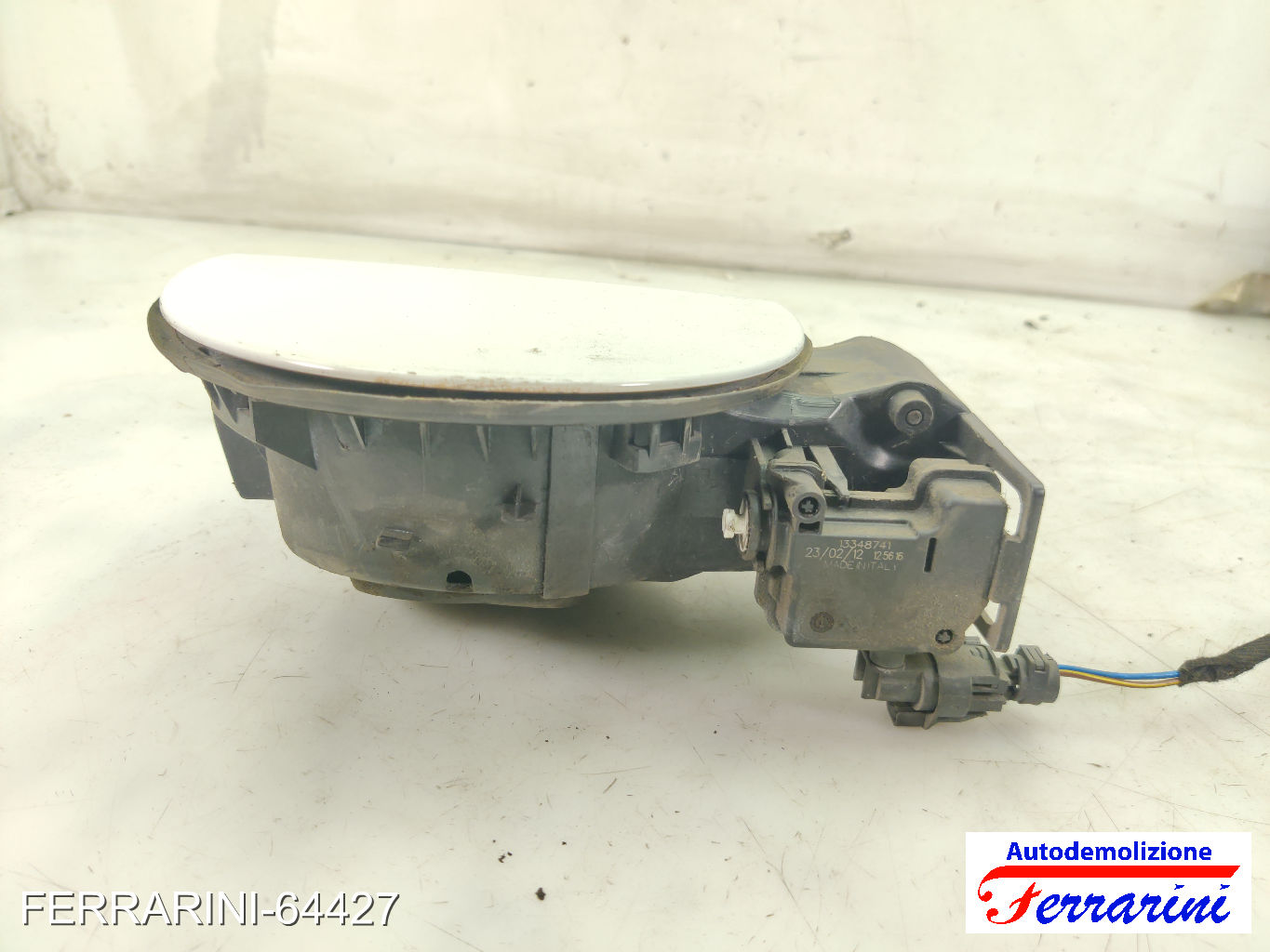 Sportellino Carburante OPEL ASTRA J SPORTS TOURER P10 2010-2015 40R SCHNEEWEISS 8