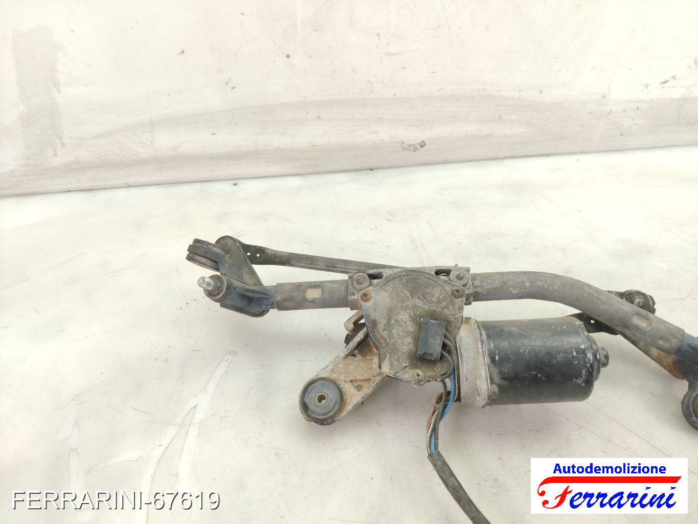 Spazzacqua Motorino Tergicristallo FORD FIESTA 5 JD, JH 2002-2008 anteriore
