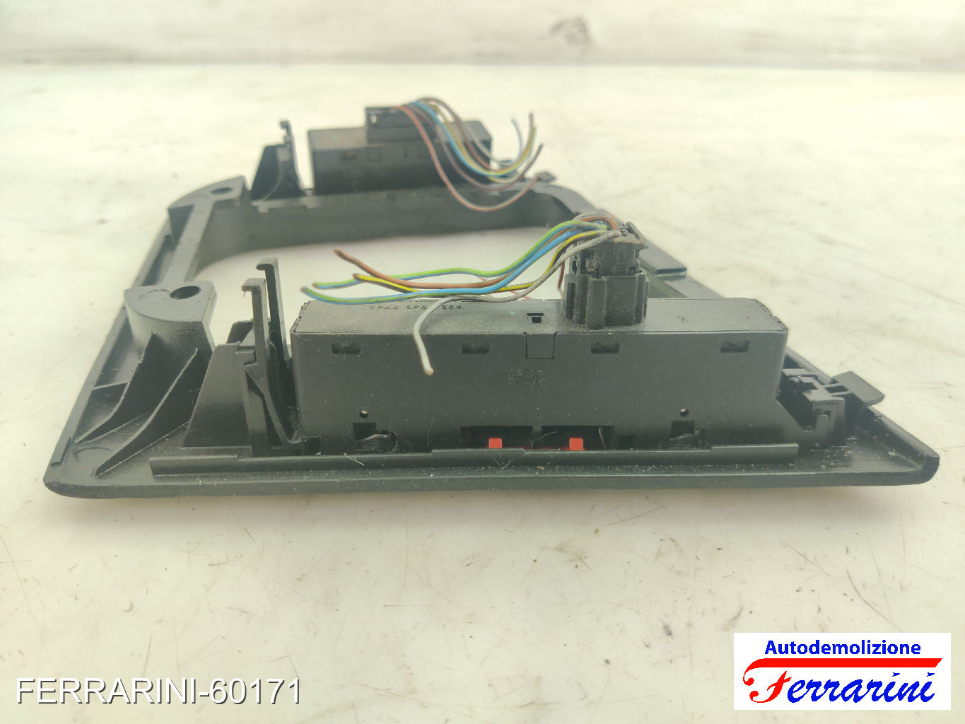 cornice cambio Pulsantiera Tastiera Alzavetro BMW SERIE 3 E46 1998-2001 sinistra