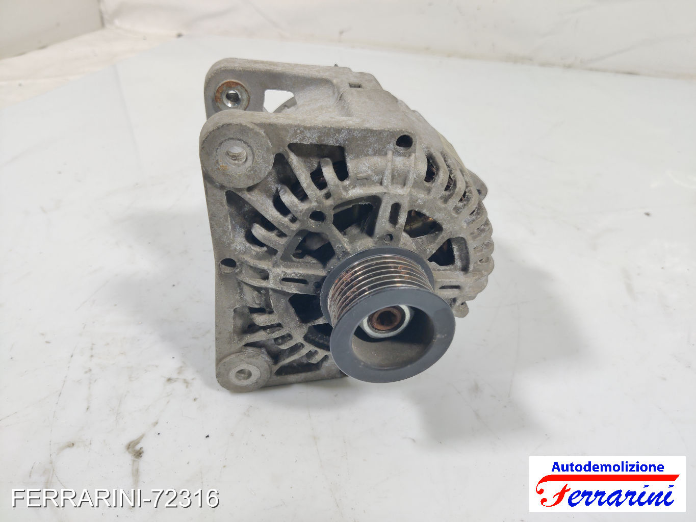 Alternatore RENAULT SCENIC 2 JM0/1 1.9 DCI 2005-2008 8200667610, 8200410671