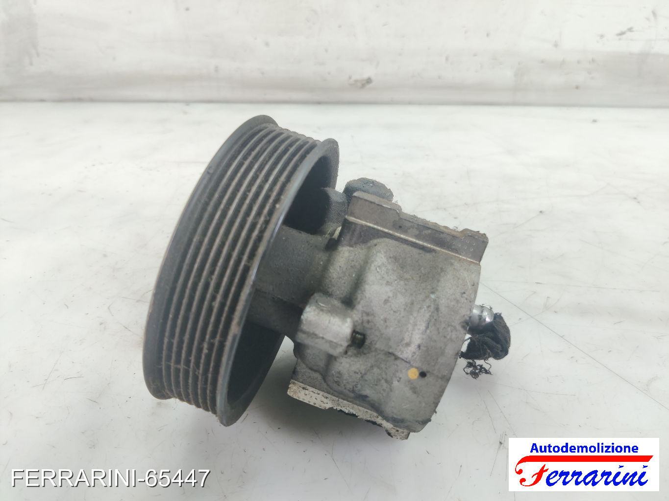 Pompa Servosterzo MERCEDES CLASSE C W203 C 220 CDI 2000-2007 A0024669501