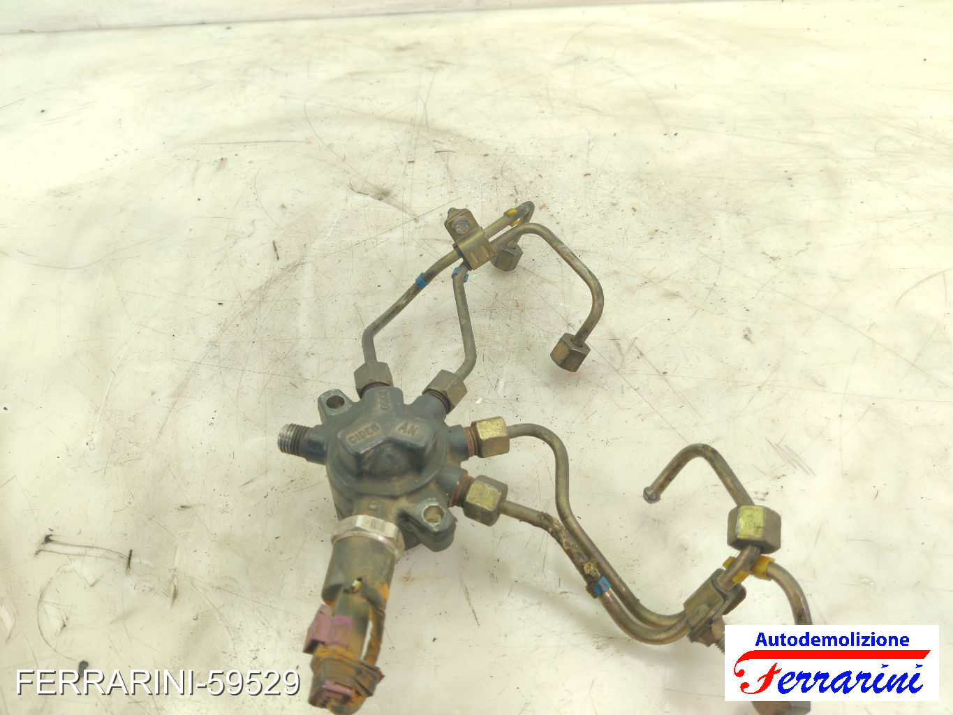 Distributore Iniettori FORD FOCUS DAW, DBW 1.8 TDCI 2001-2004 1334946