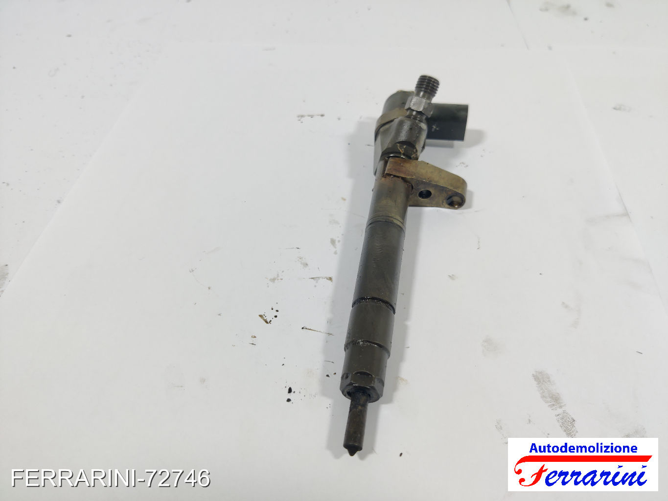Iniettore MERCEDES CLASSE C W203 C 200 CDI 2000-2003